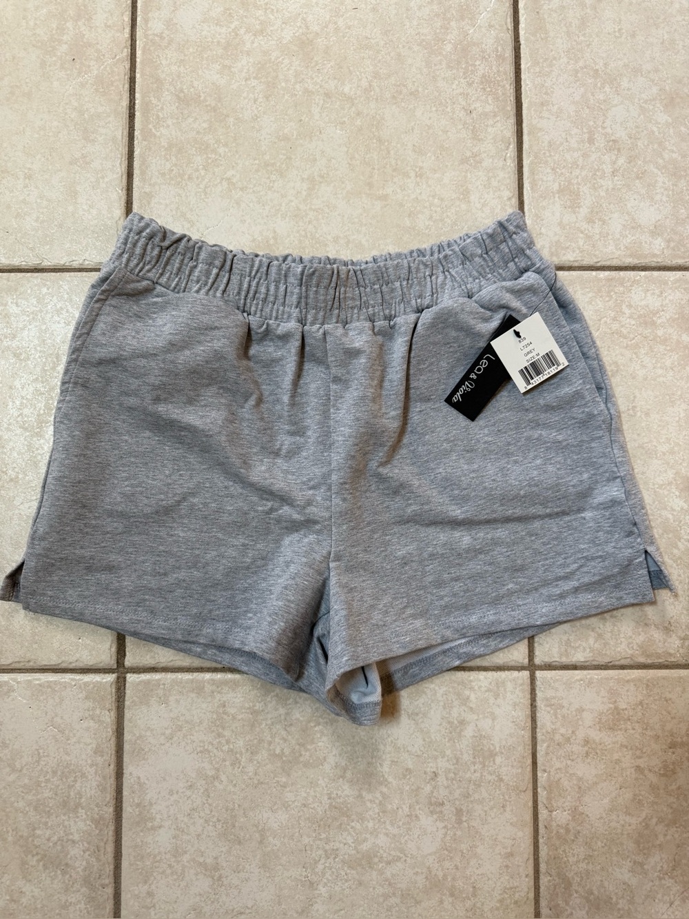 NWT Lea & Viola Grey Stretchy Pull-On Shorts